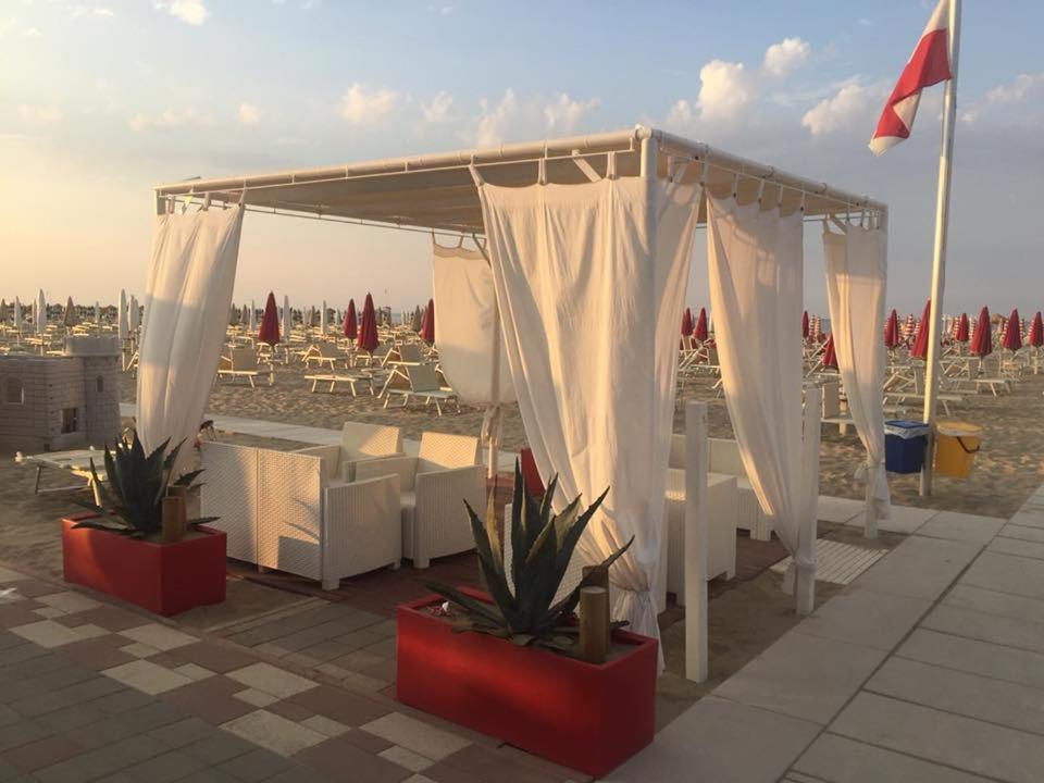 Hotel Venus Rimini Bagian luar foto