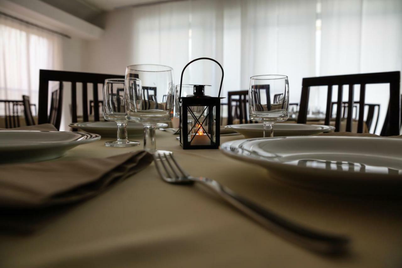 Hotel Venus Rimini Bagian luar foto